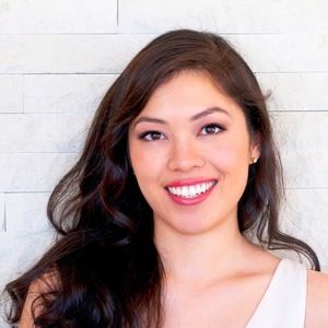 Meet your Posher, Elyssa